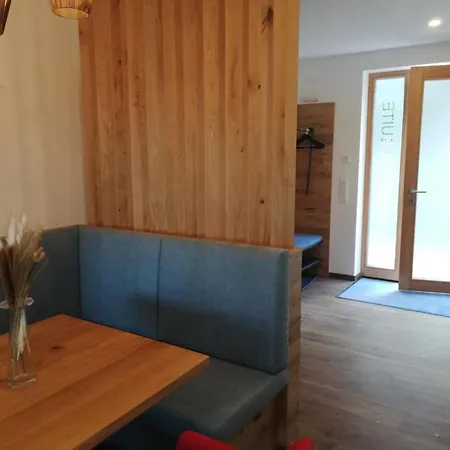 Rabenstein Apartment *